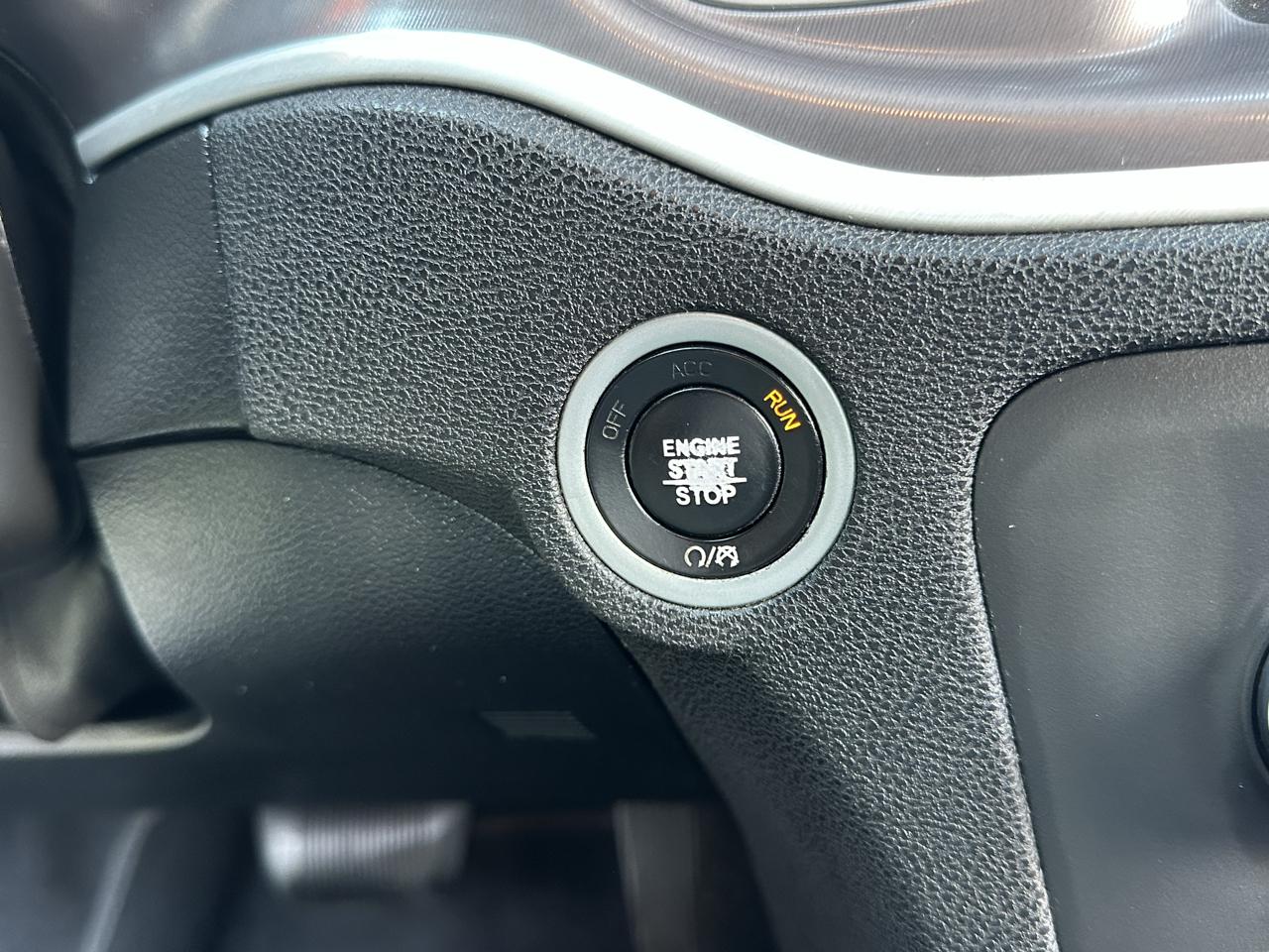 Dodge Charger SXT RWD 2022