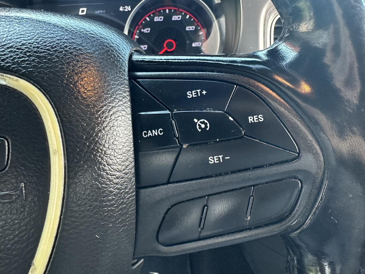 Dodge Charger SXT RWD 2022