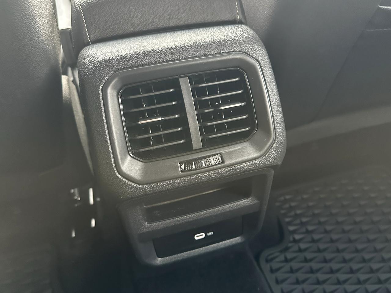 Volkswagen Tiguan 2.0T S FWD 2023
