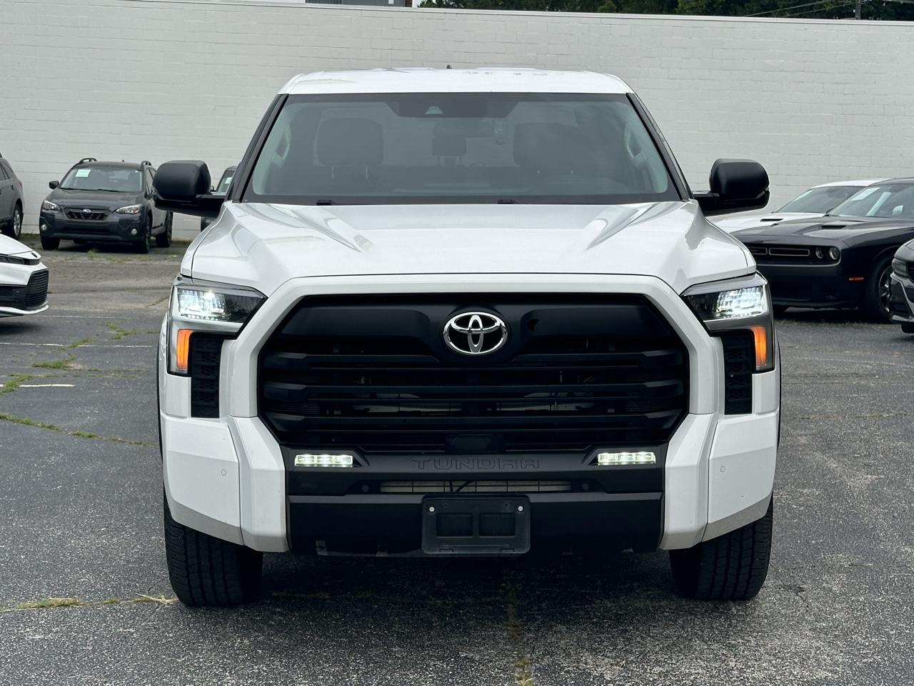 Toyota Tundra 4WD SR5 CrewMax 5.5' Bed (Natl) 2024