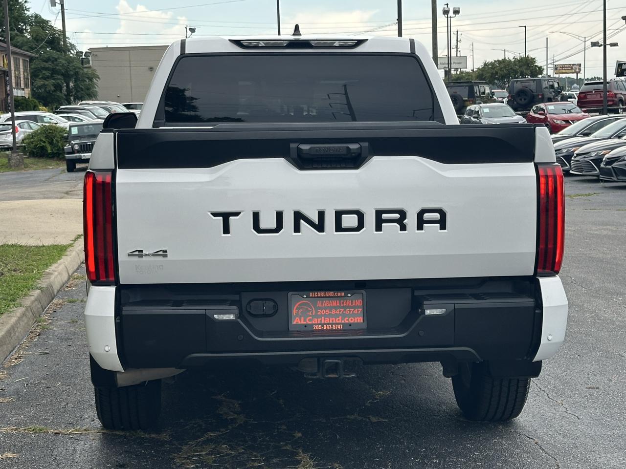 Toyota Tundra 4WD SR5 CrewMax 5.5' Bed (Natl) 2024