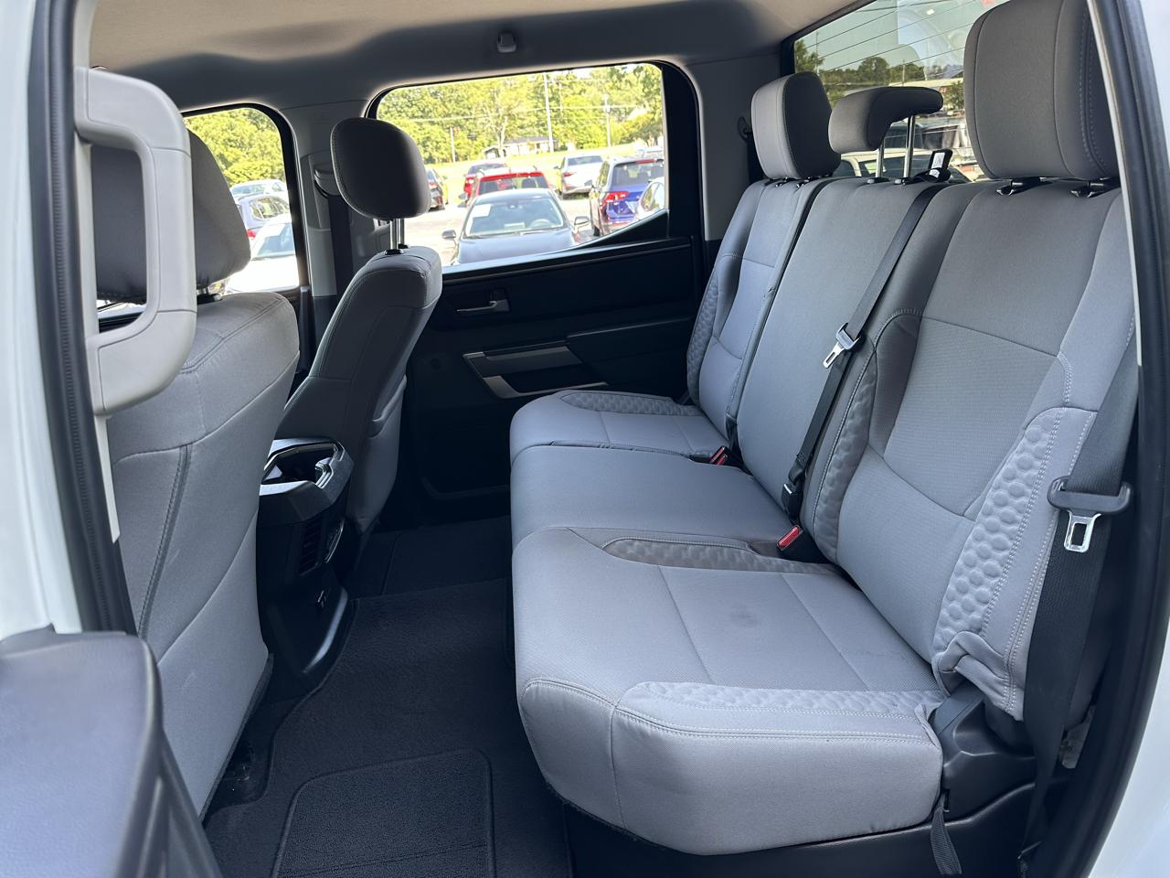 Toyota Tundra 4WD SR5 CrewMax 5.5' Bed (Natl) 2024