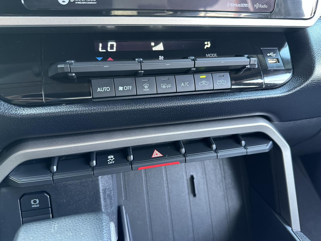 Toyota Tundra 4WD SR5 CrewMax 5.5' Bed (Natl) 2024