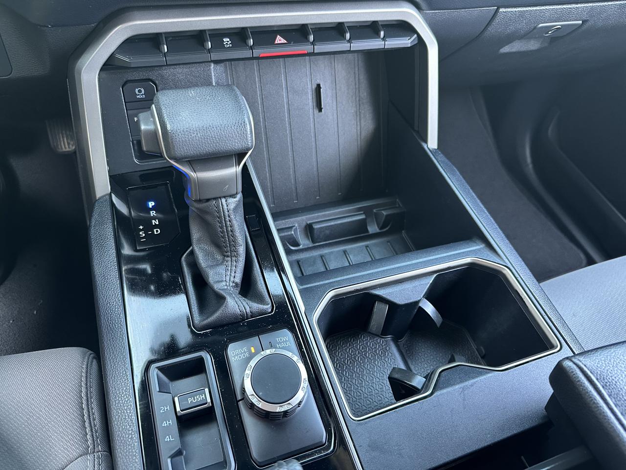 Toyota Tundra 4WD SR5 CrewMax 5.5' Bed (Natl) 2024