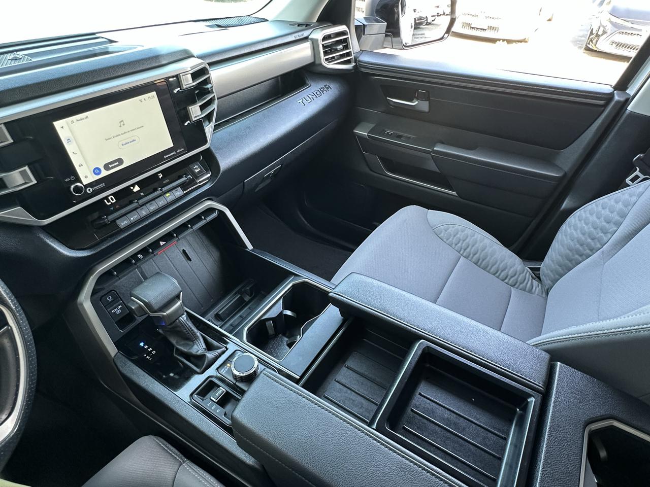 Toyota Tundra 4WD SR5 CrewMax 5.5' Bed (Natl) 2024