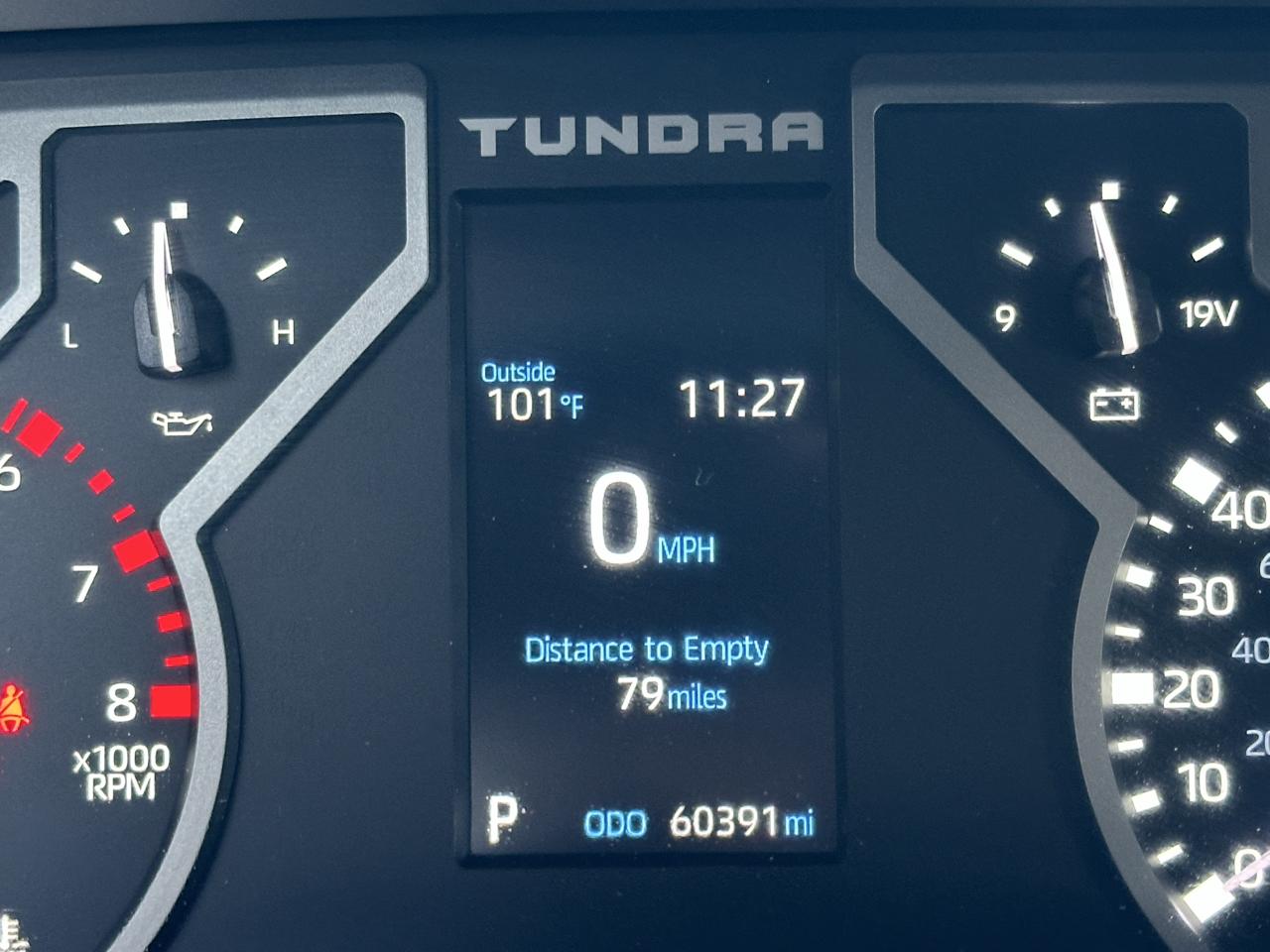 Toyota Tundra 4WD SR5 CrewMax 5.5' Bed (Natl) 2024