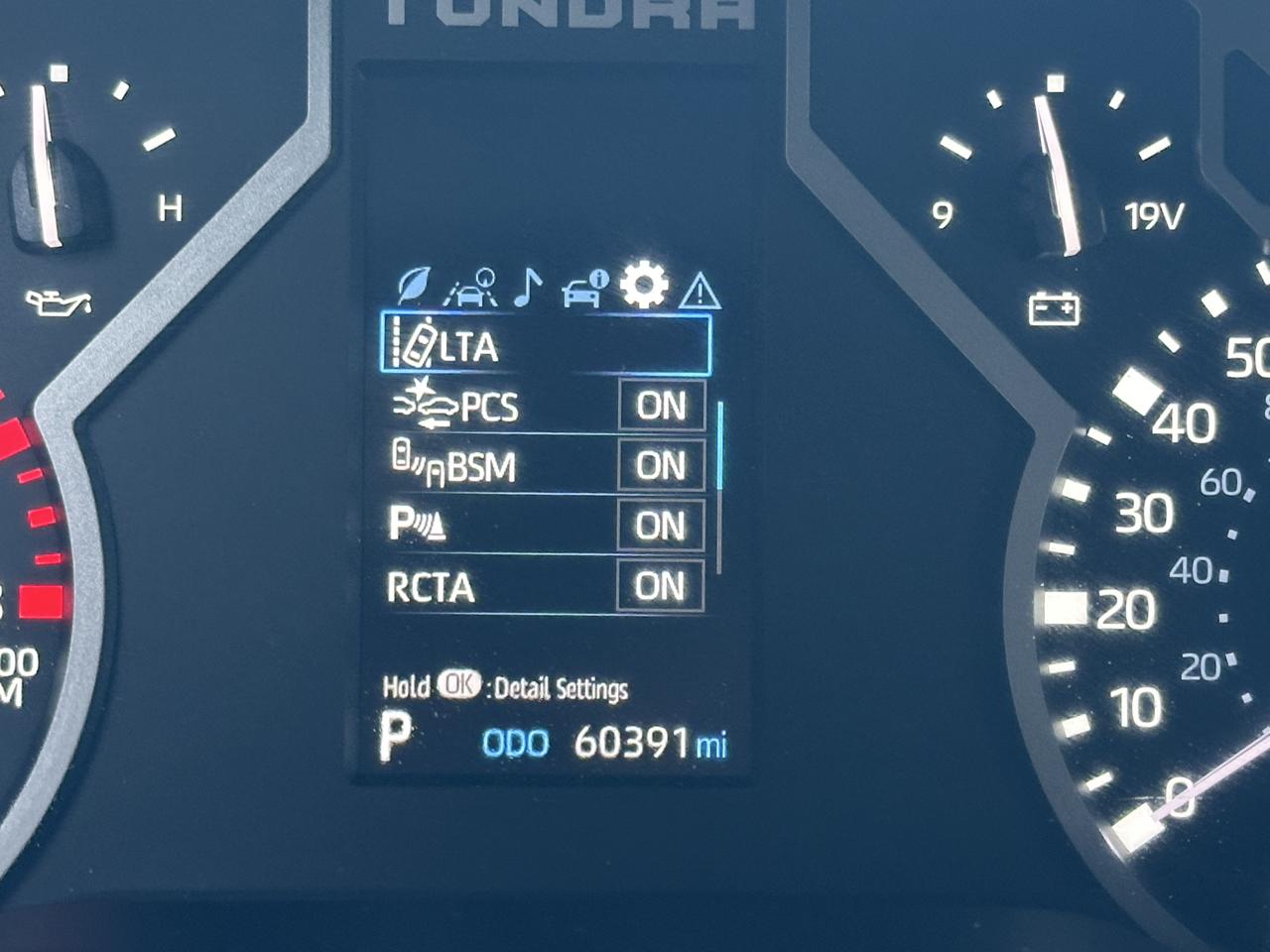 Toyota Tundra 4WD SR5 CrewMax 5.5' Bed (Natl) 2024