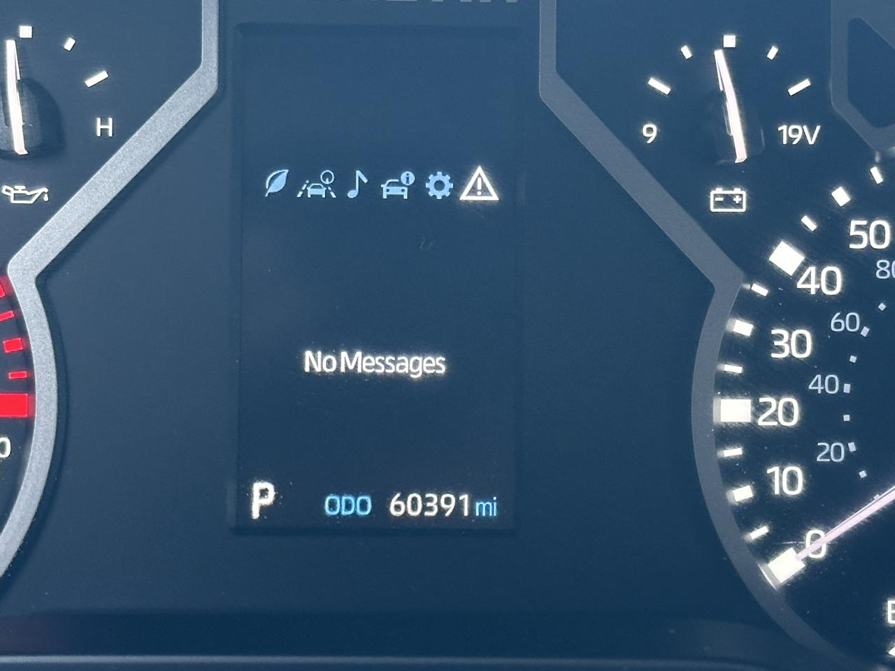 Toyota Tundra 4WD SR5 CrewMax 5.5' Bed (Natl) 2024