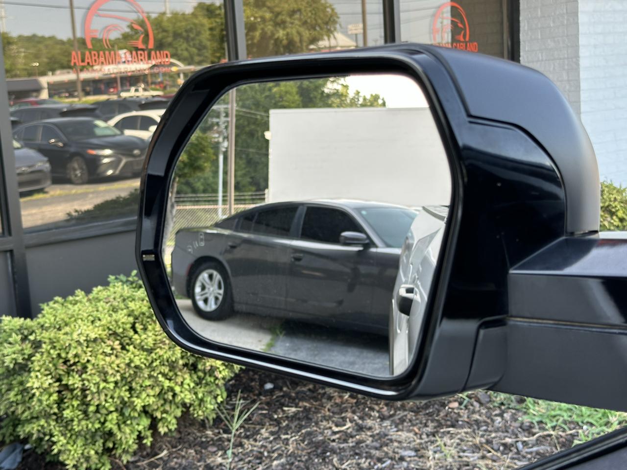 Toyota Tundra 4WD SR5 CrewMax 5.5' Bed (Natl) 2024