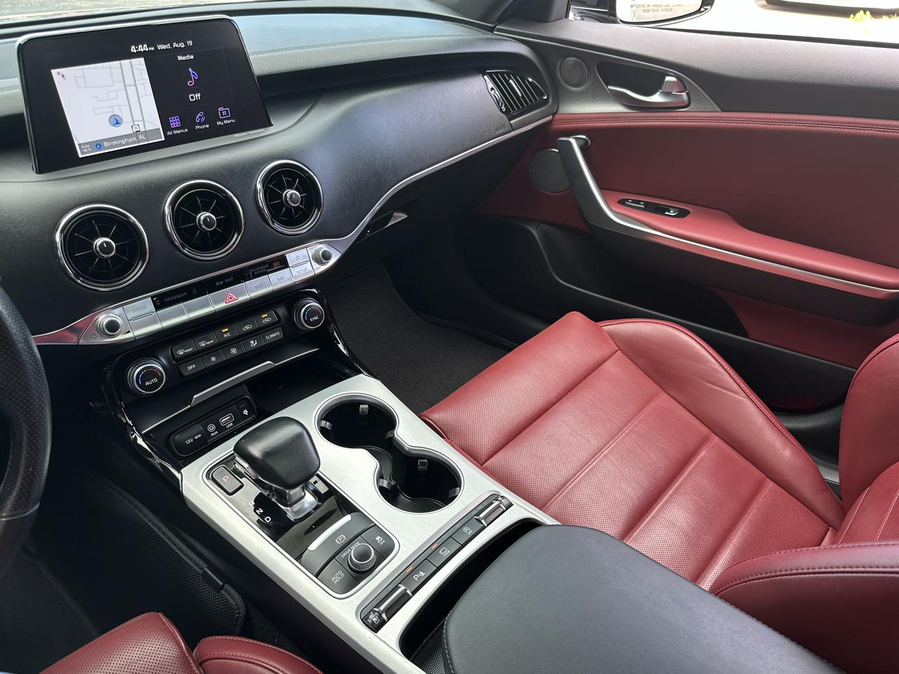 Kia Stinger GT2 RWD 2019