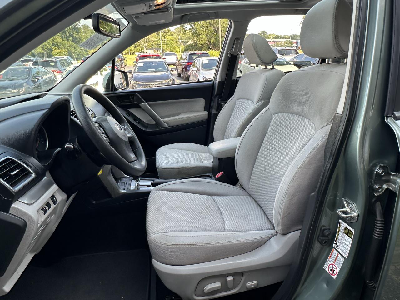 Subaru Forester 4dr CVT 2.5i Premium PZEV 2016