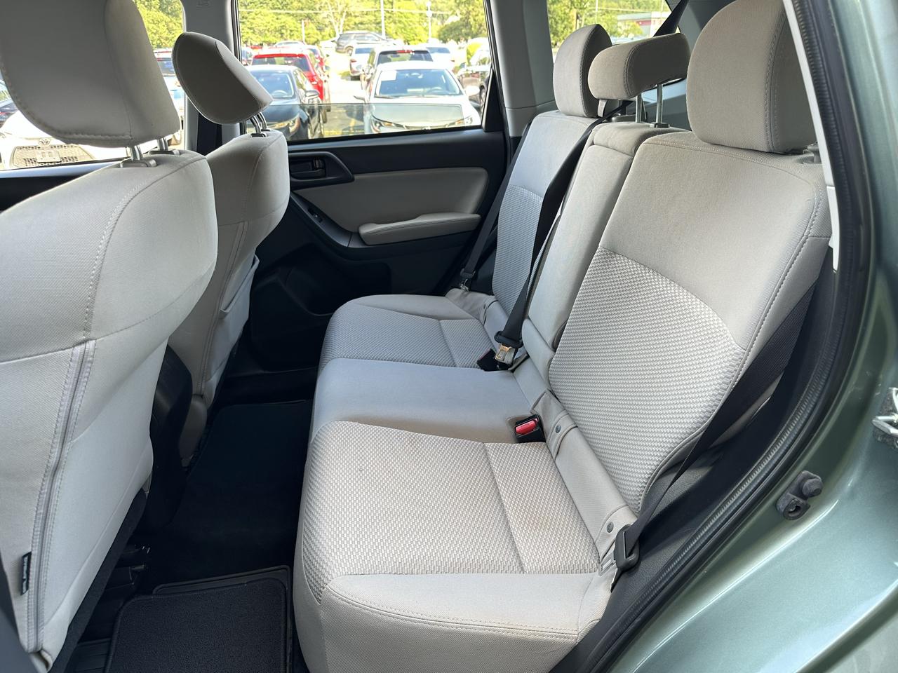 Subaru Forester 4dr CVT 2.5i Premium PZEV 2016