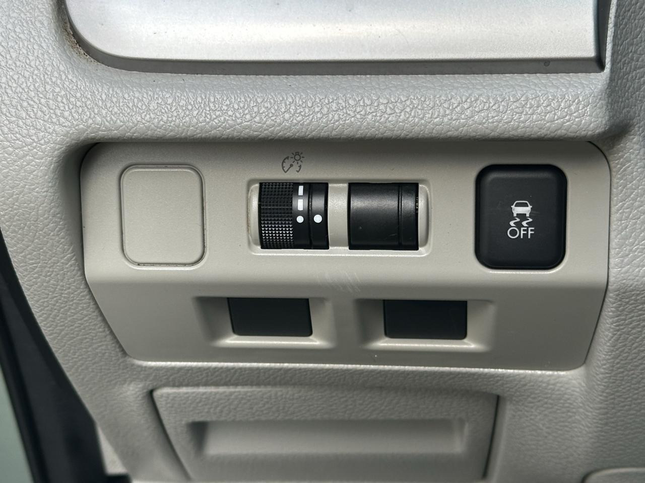 Subaru Forester 4dr CVT 2.5i Premium PZEV 2016