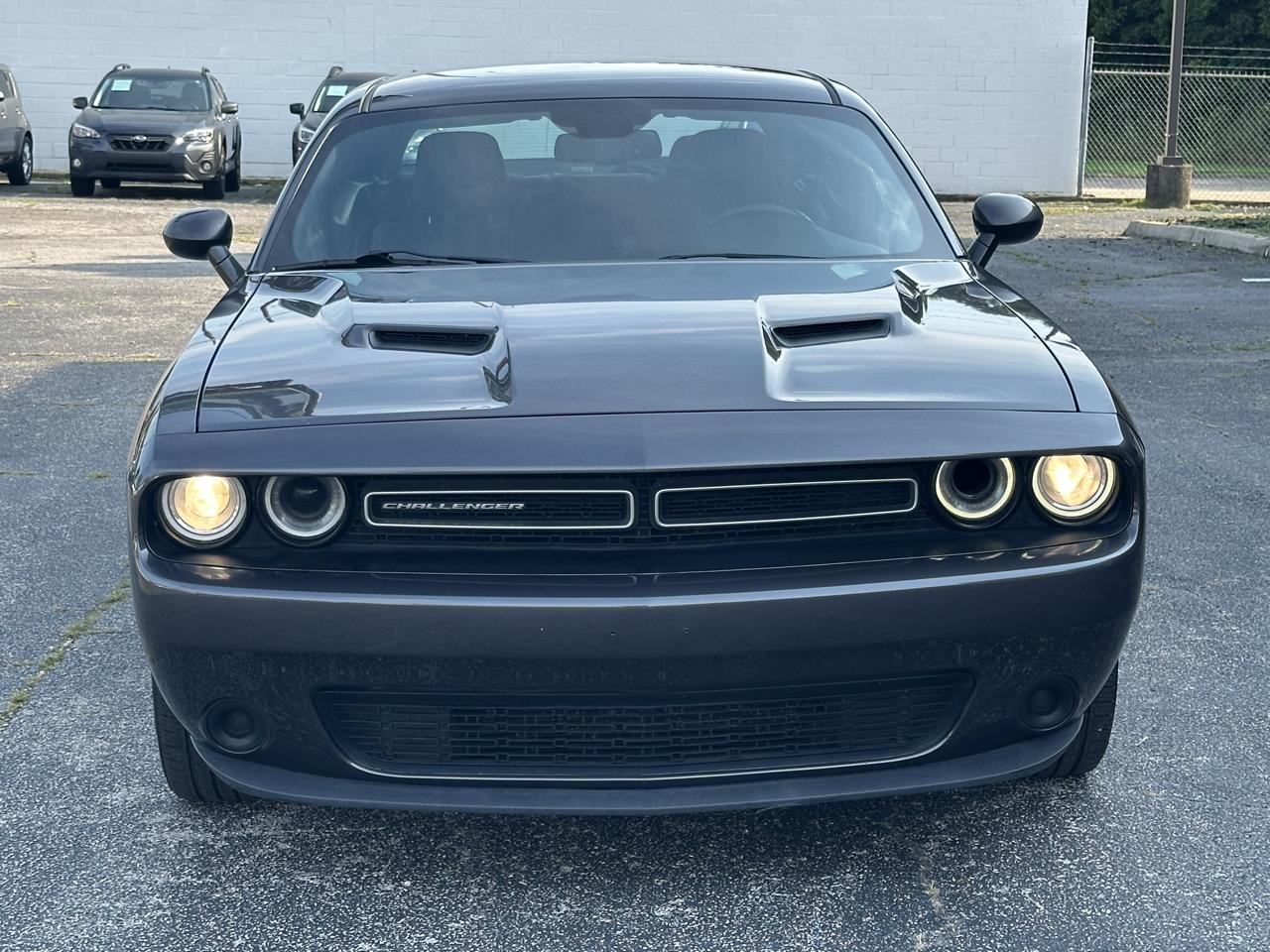 Dodge Challenger 2dr Cpe SXT 2016