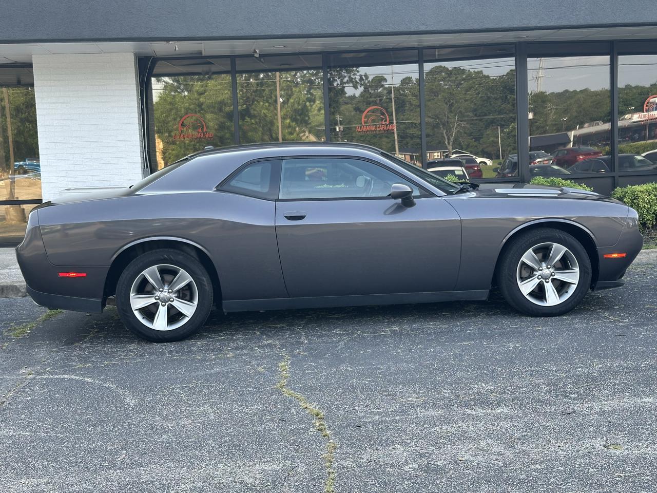 Dodge Challenger 2dr Cpe SXT 2016
