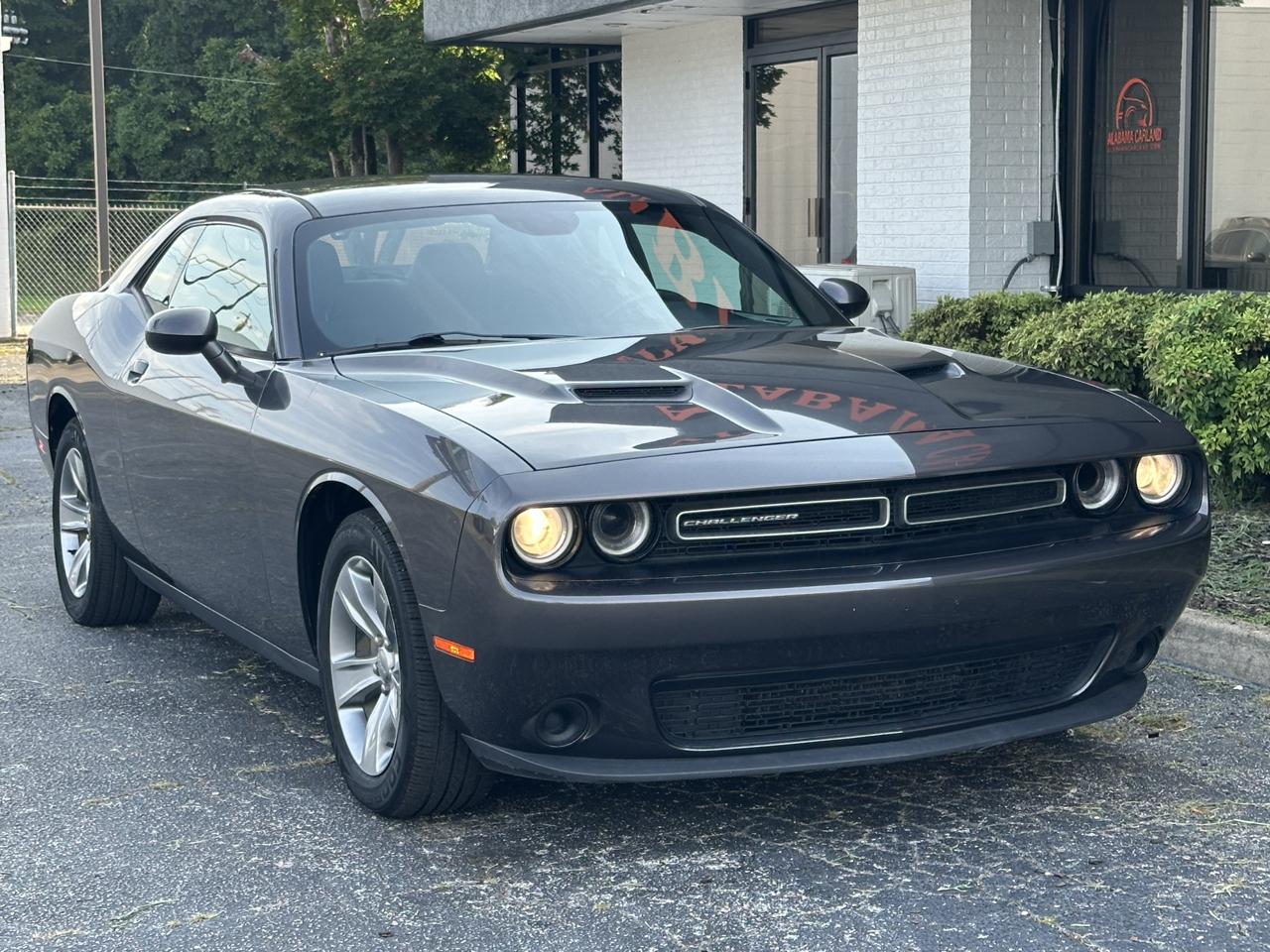 Dodge Challenger 2dr Cpe SXT 2016