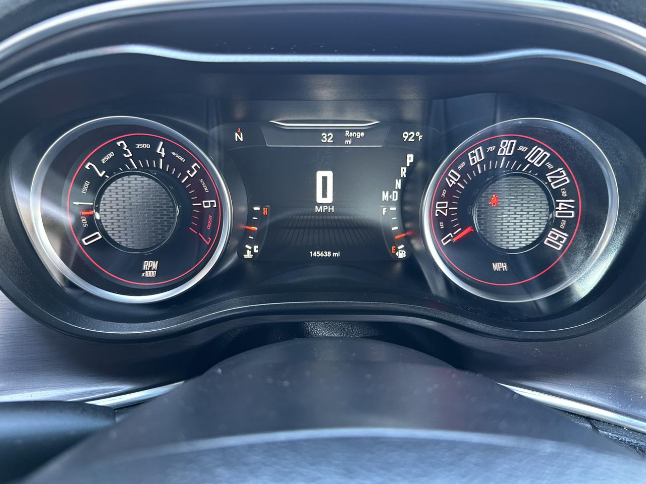 Dodge Challenger 2dr Cpe SXT 2016