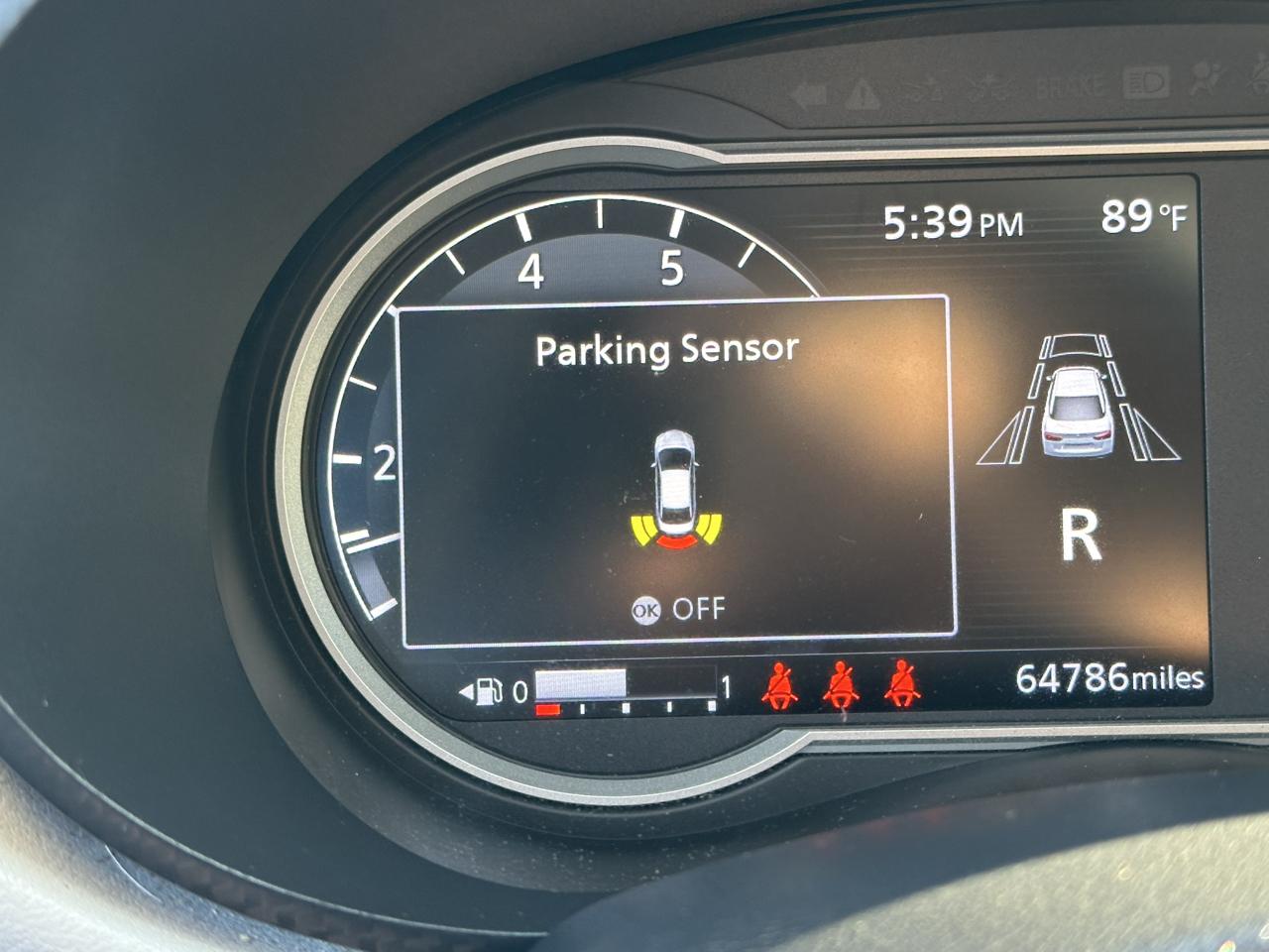 Nissan Versa SV CVT 2022