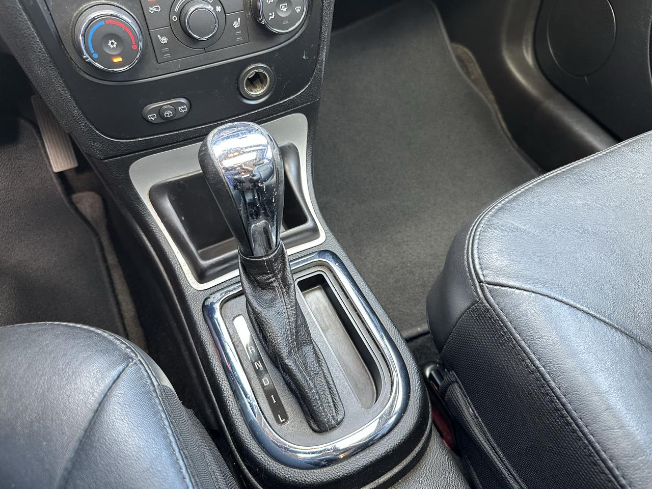 Chevrolet HHR FWD 4dr LT w/2LT 2011