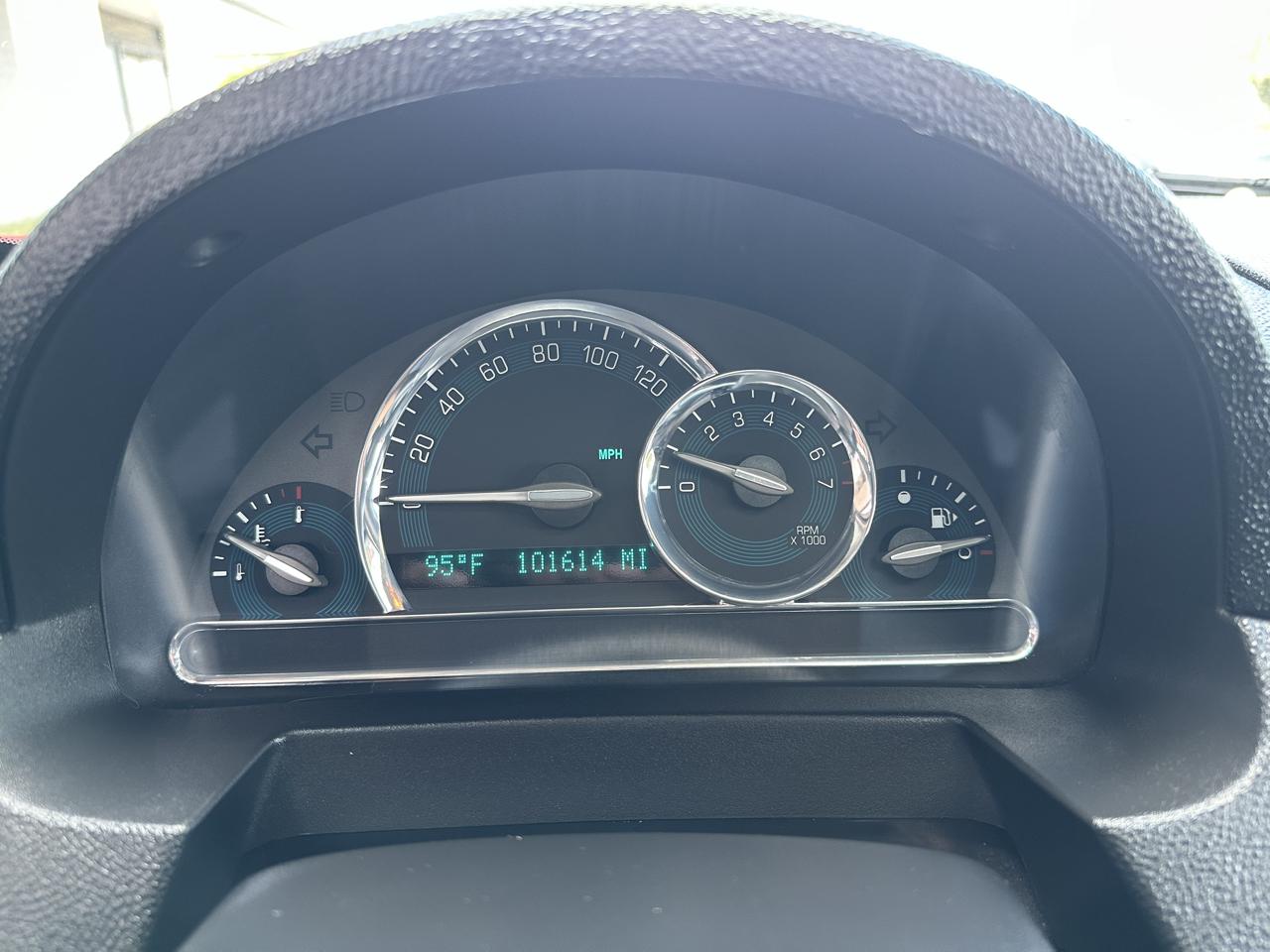 Chevrolet HHR FWD 4dr LT w/2LT 2011