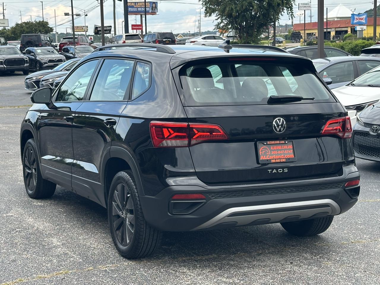 Volkswagen Taos S FWD 2024