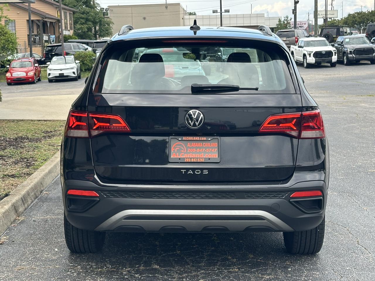 Volkswagen Taos S FWD 2024