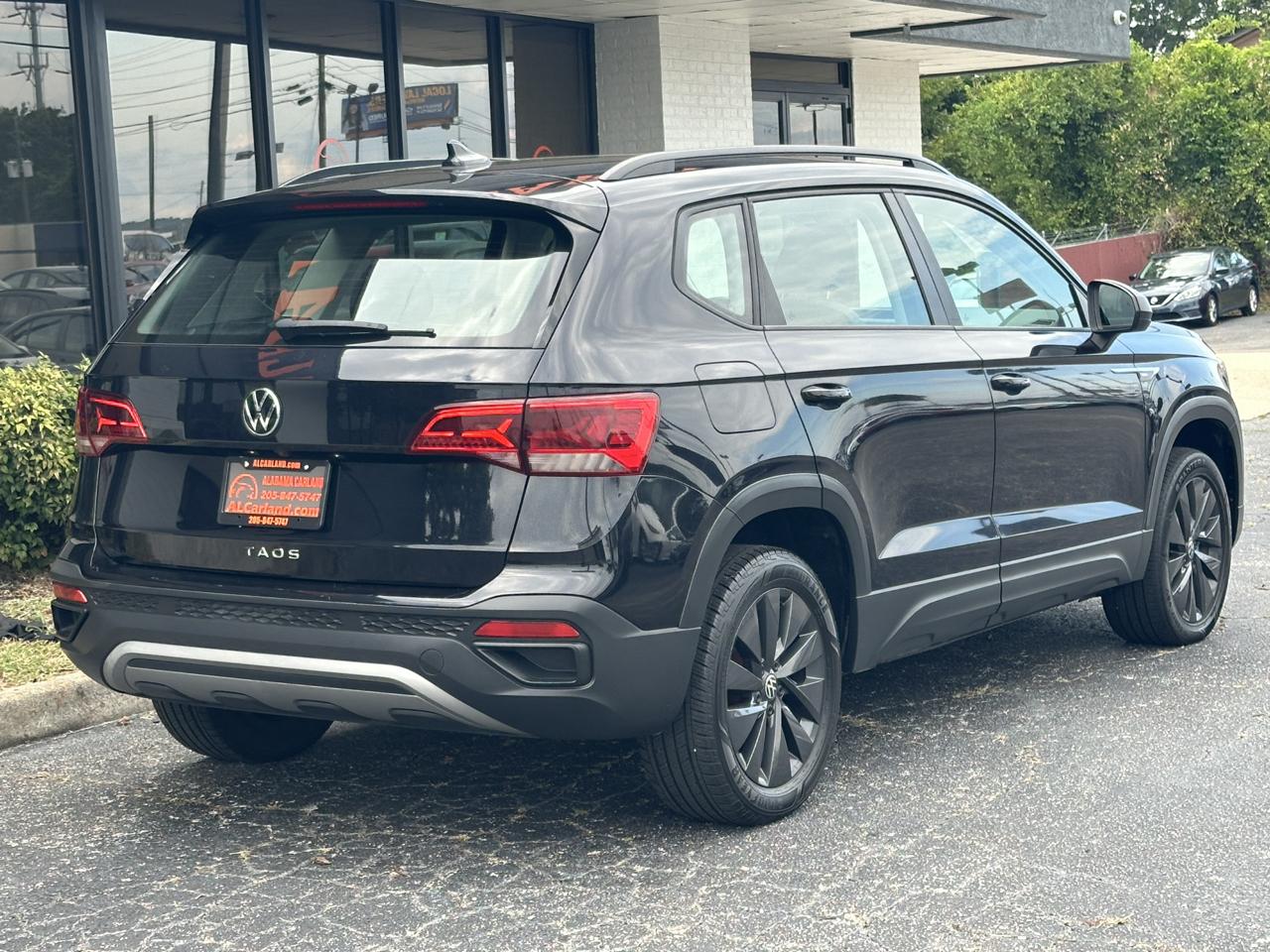 Volkswagen Taos S FWD 2024