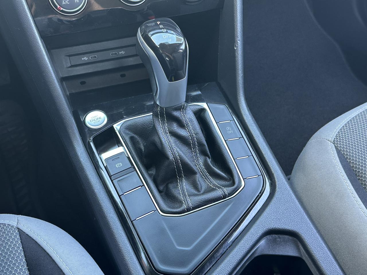 Volkswagen Taos S FWD 2024