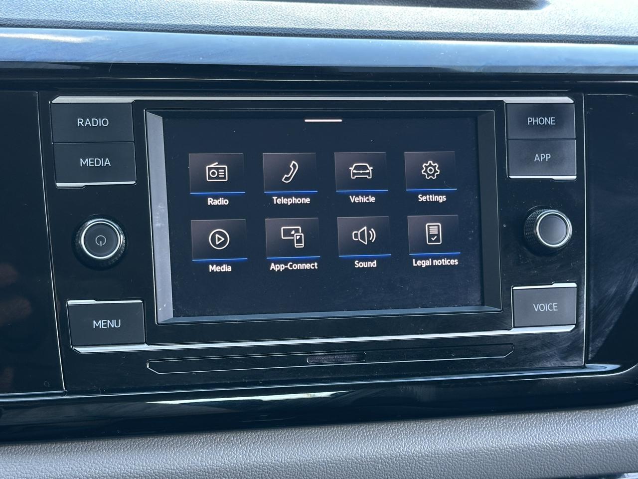 Volkswagen Taos S FWD 2024