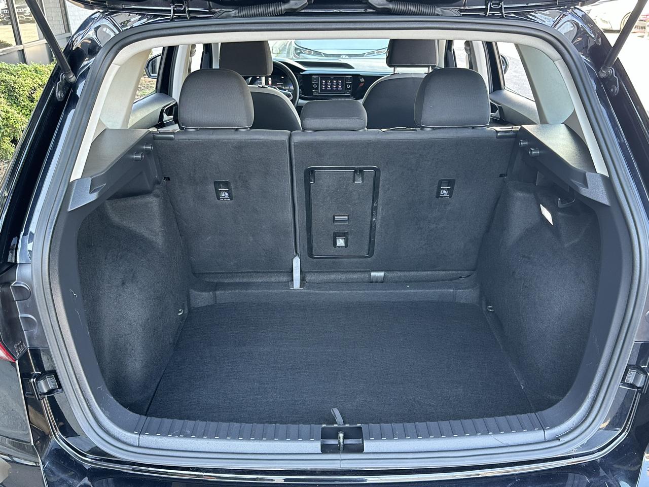 Volkswagen Taos S FWD 2024