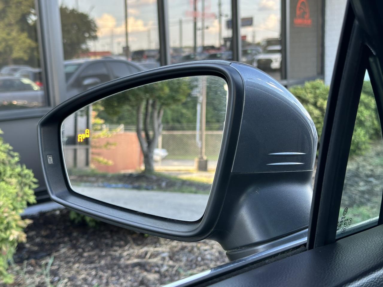 Volkswagen Tiguan 2.0T SEL FWD 2018