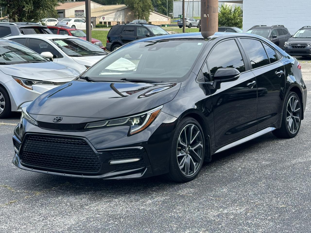 Toyota Corolla SE CVT (Natl) 2021