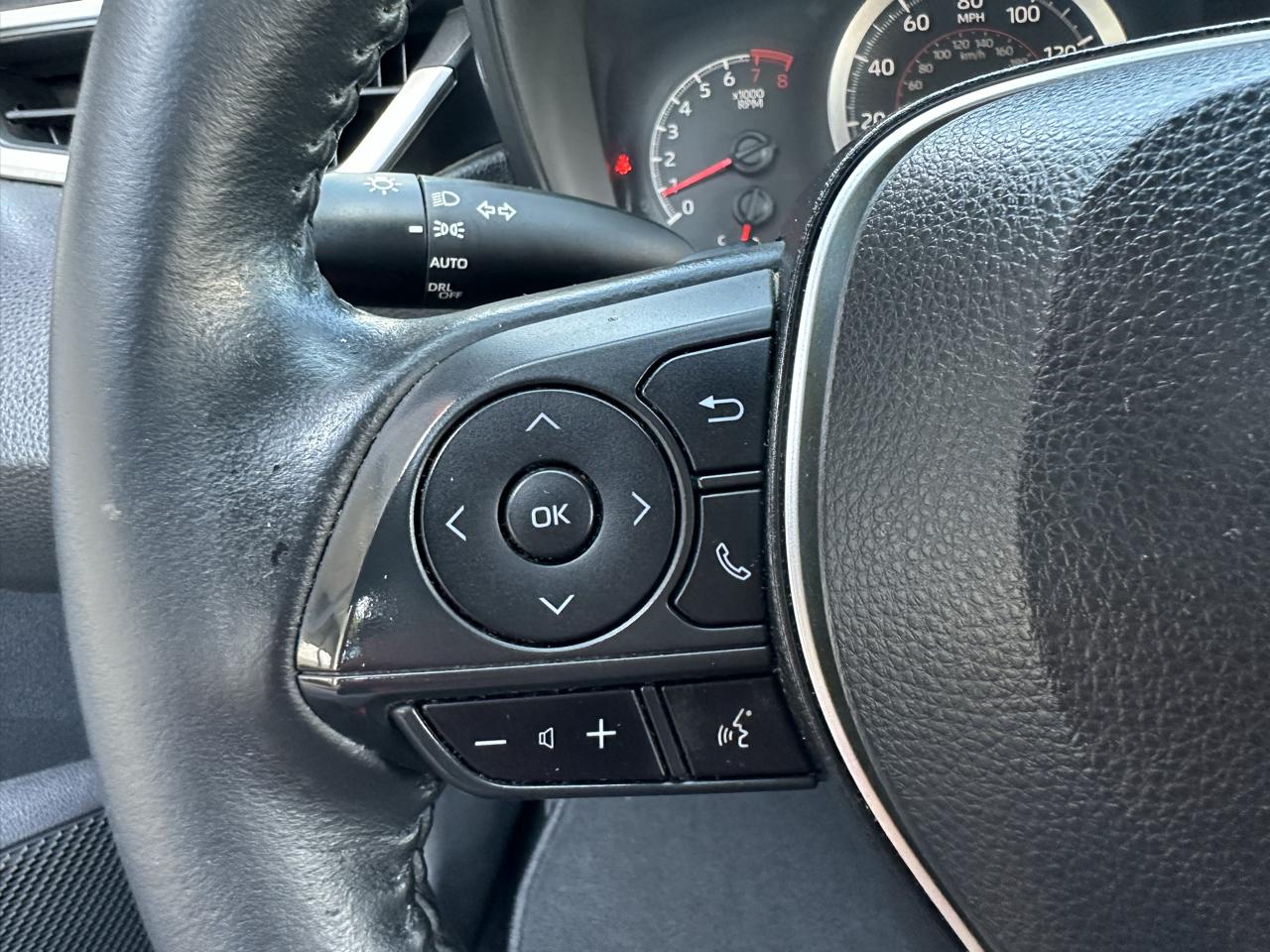 Toyota Corolla SE CVT (Natl) 2021