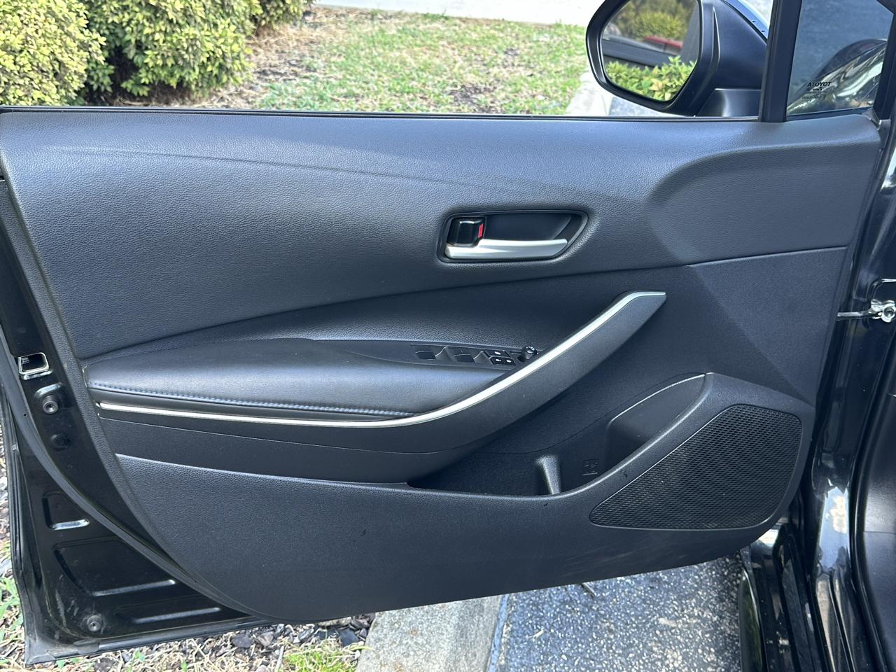 Toyota Corolla SE CVT (Natl) 2021