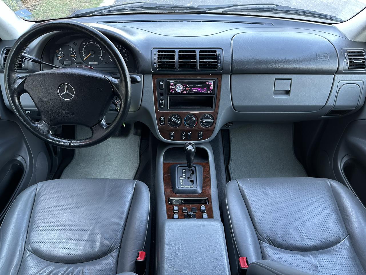 Mercedes-Benz M-Class 4dr AWD 3.2L 1999
