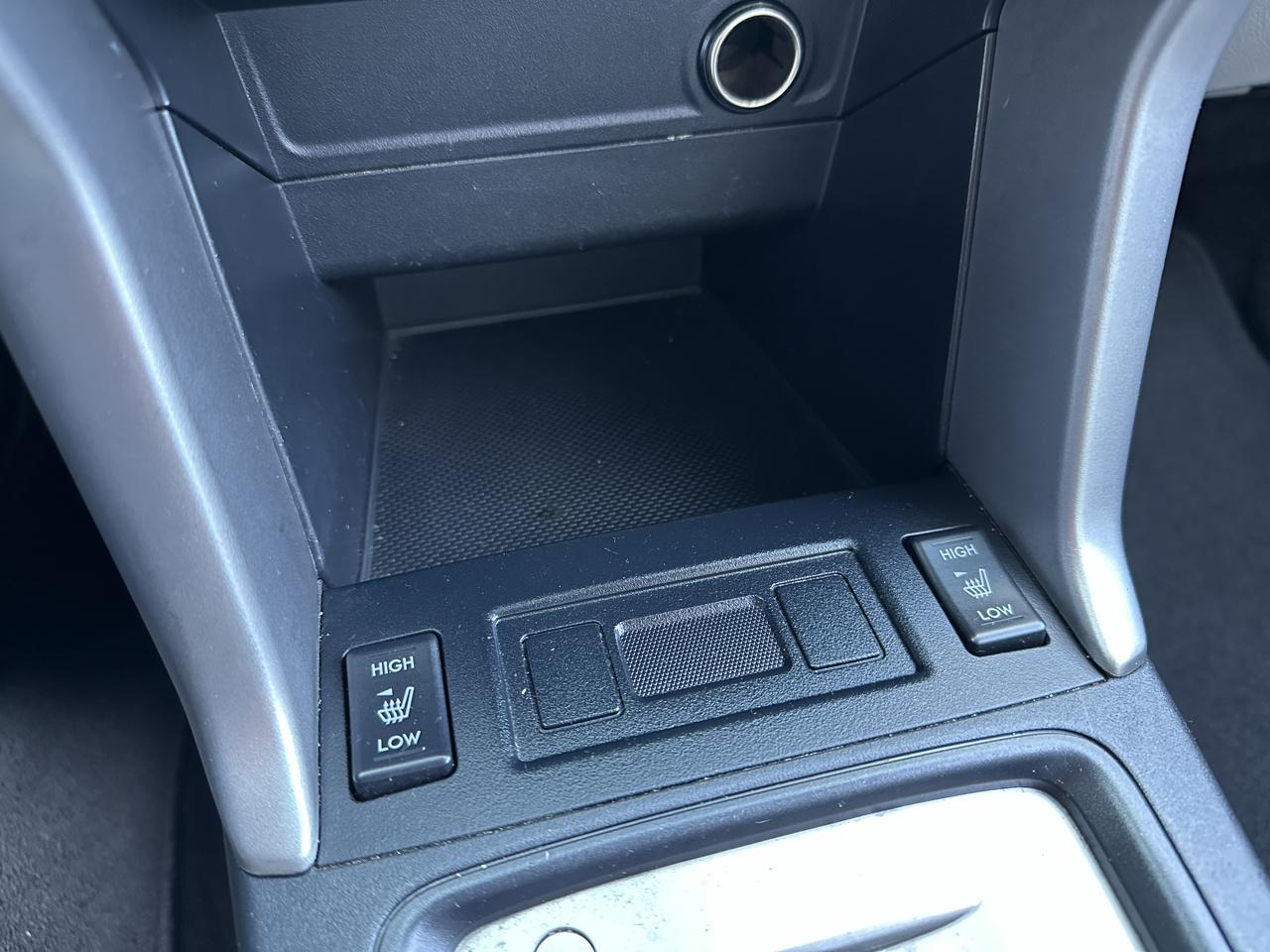 Subaru Forester 4dr CVT 2.5i Premium PZEV 2015