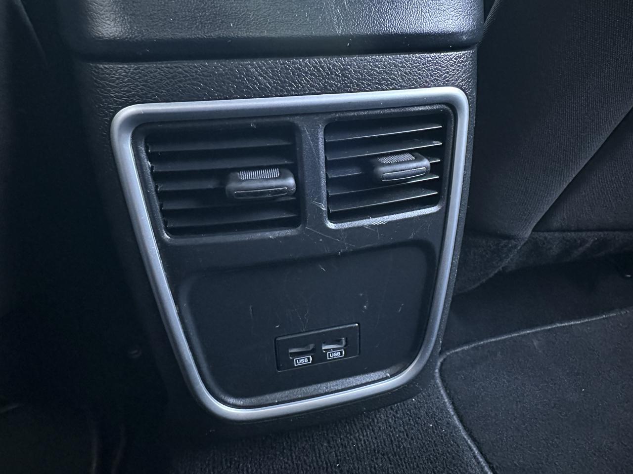 Dodge Charger SXT AWD 2022