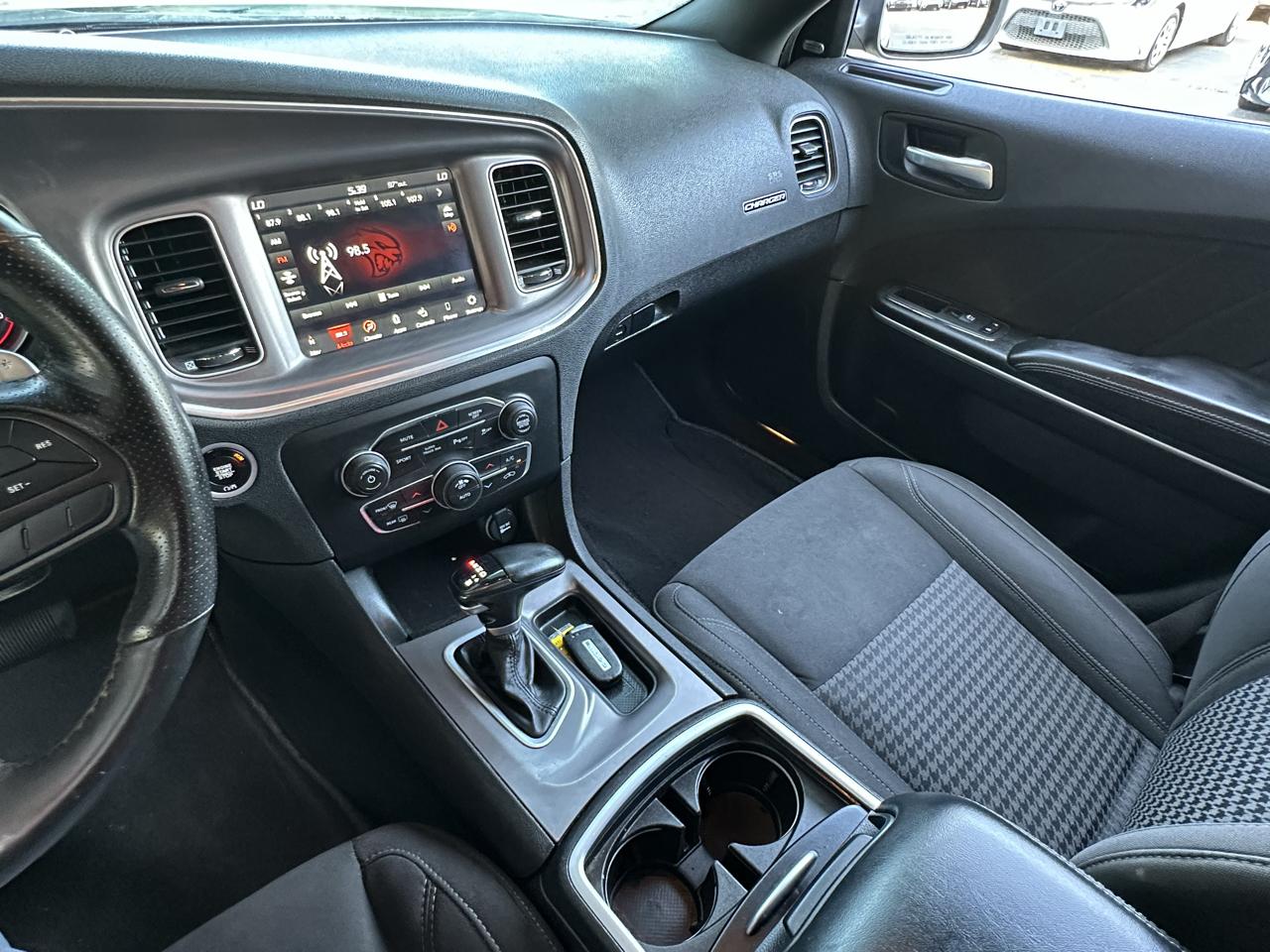 Dodge Charger SXT AWD 2022