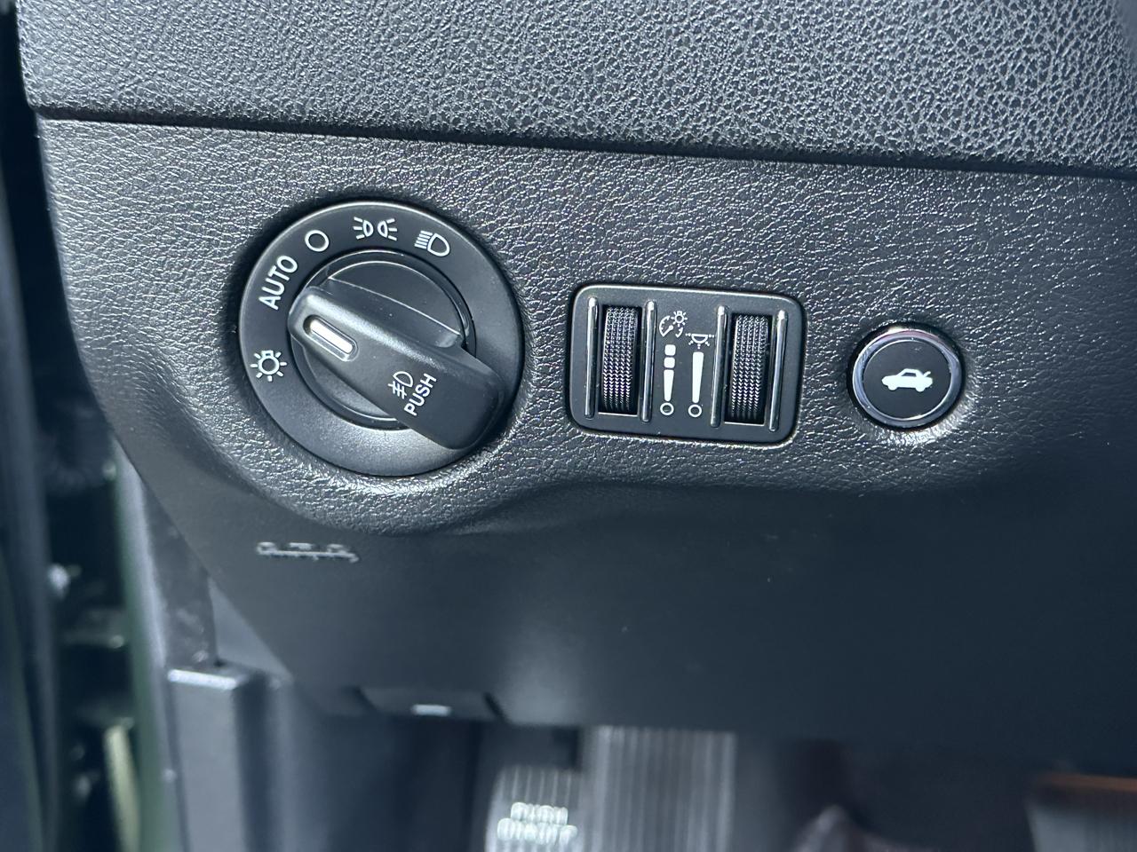 Dodge Charger SXT AWD 2022