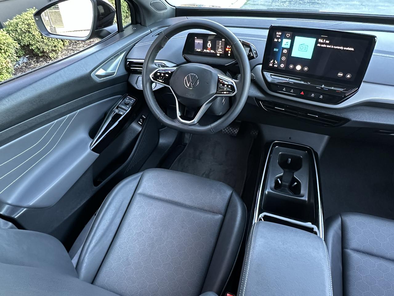 Volkswagen ID.4 Pro S AWD w/SK On Battery 2023