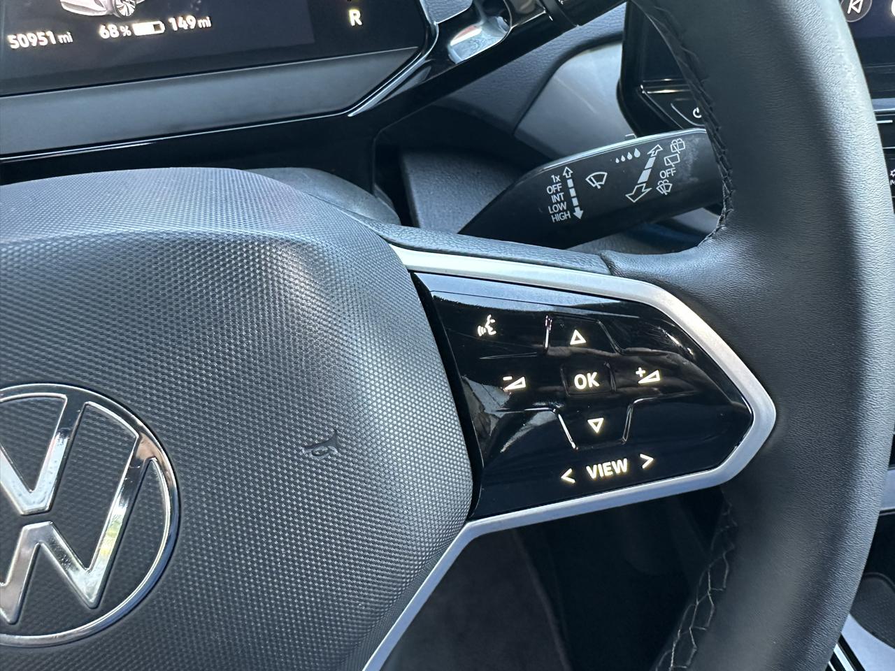 Volkswagen ID.4 Pro S AWD w/SK On Battery 2023