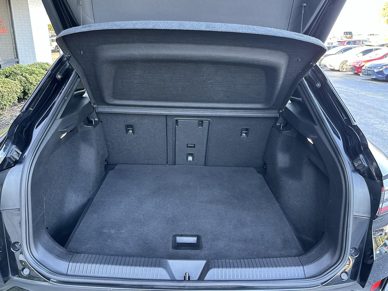 Volkswagen ID.4 Pro S AWD w/SK On Battery 2023
