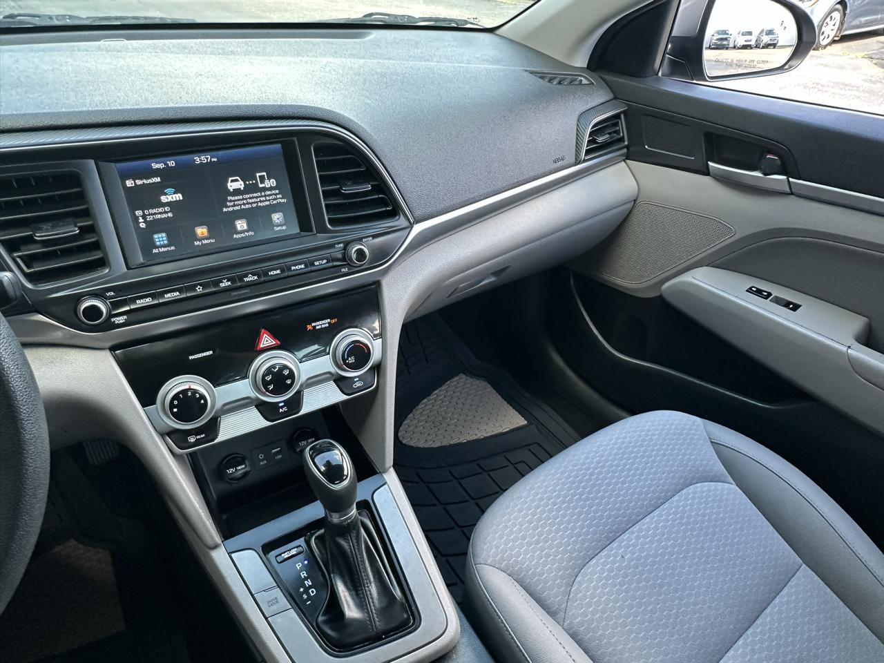Hyundai Elantra SEL Auto 2019