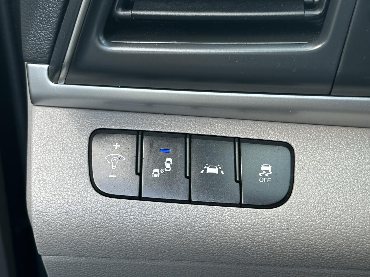 Hyundai Elantra SEL Auto 2019