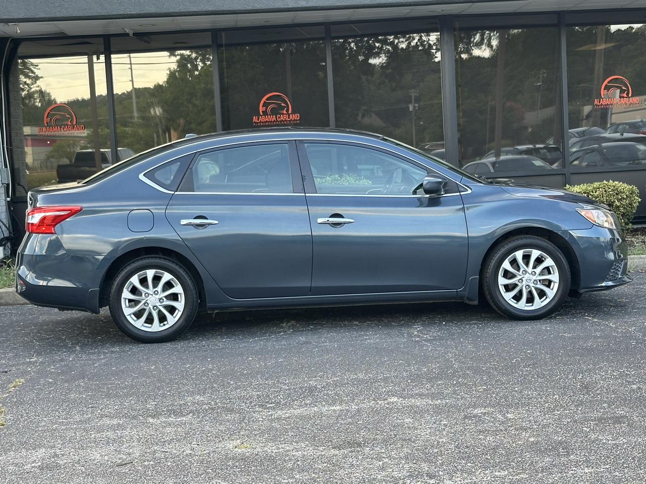 Nissan Sentra SV CVT 2017