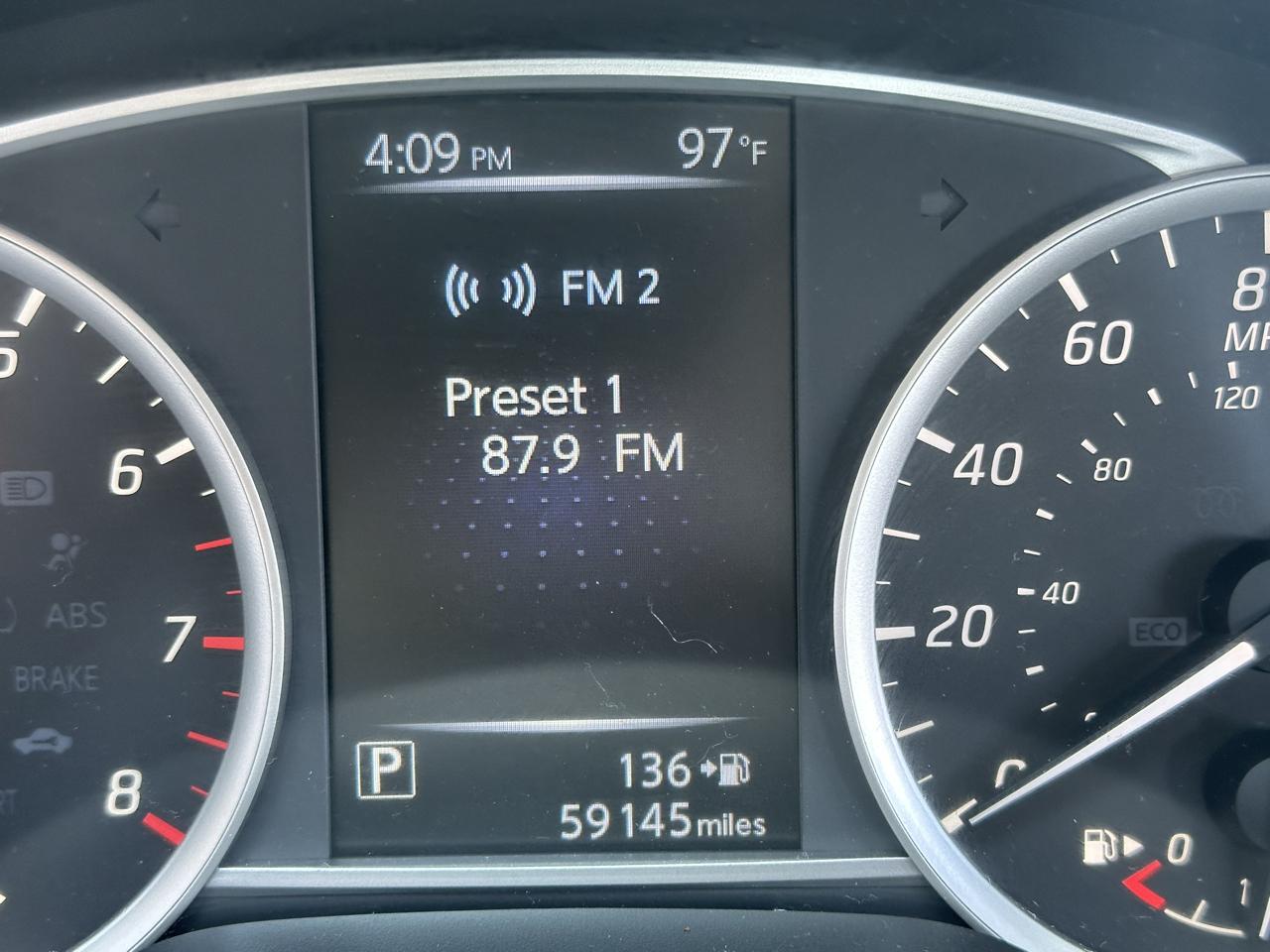 Nissan Sentra SV CVT 2017