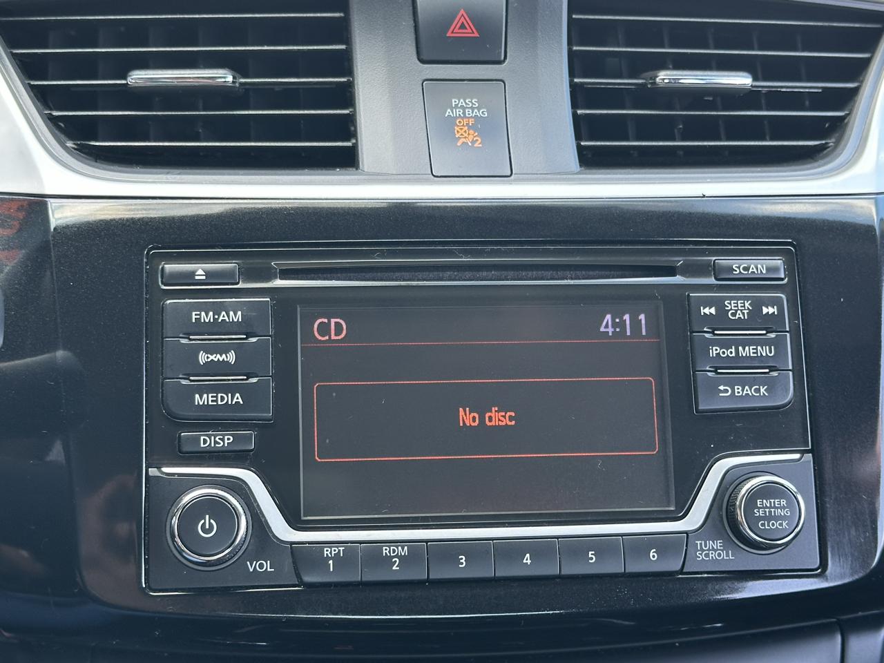 Nissan Sentra SV CVT 2017