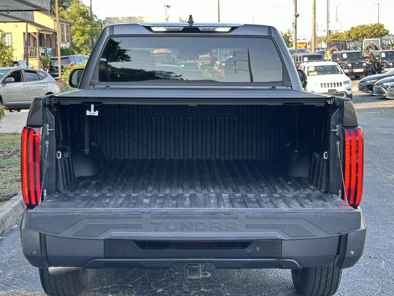 Toyota Tundra 4WD SR5 CrewMax 5.5' Bed (Natl) 2024