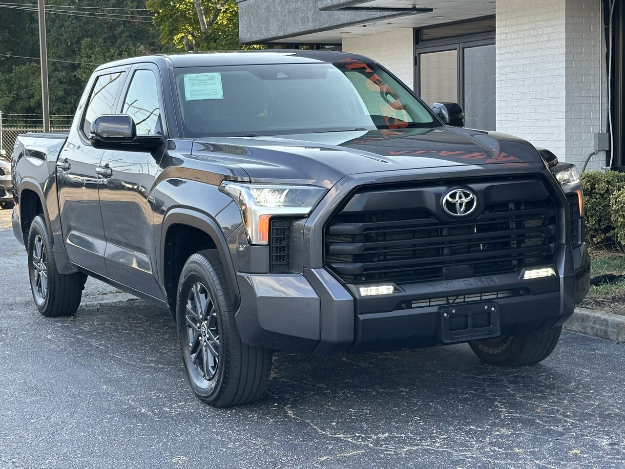 Toyota Tundra 4WD SR5 CrewMax 5.5' Bed (Natl) 2024