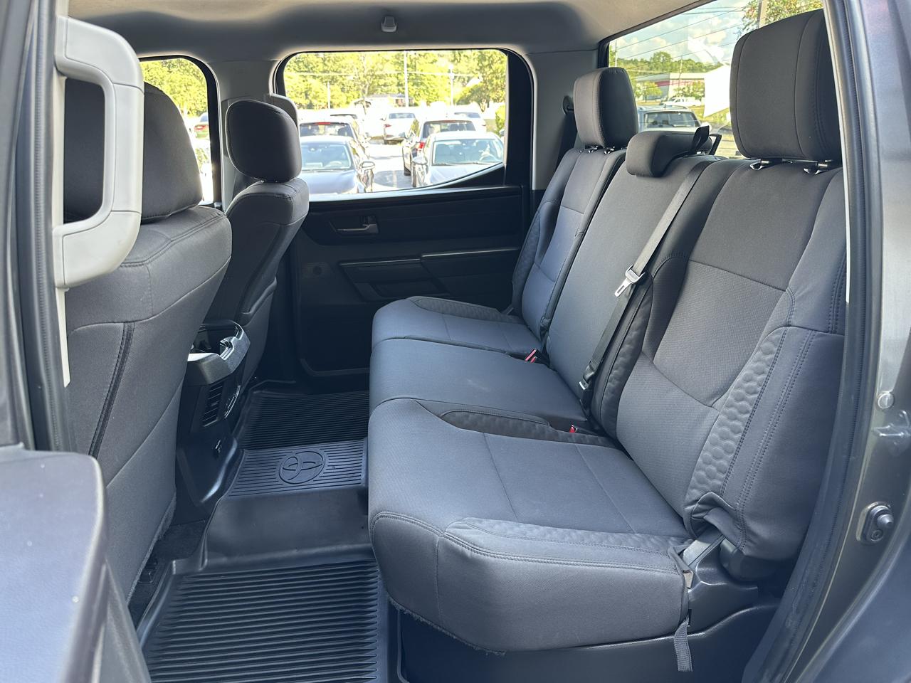 Toyota Tundra 4WD SR5 CrewMax 5.5' Bed (Natl) 2024